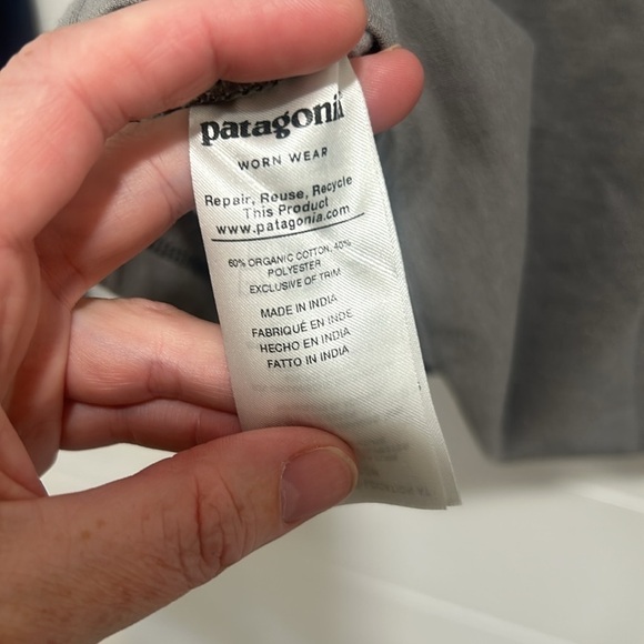 Patagonia Navy Blue Gray P-6 Logo Lightweight Crew Sweatshirt Men's Small Shirt - Picture 8 of 12